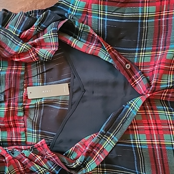 🎉Host Pick 🎉 J Crew Sleeveless ruffle-collar top in black Stewart tartan - Picture 4 of 12